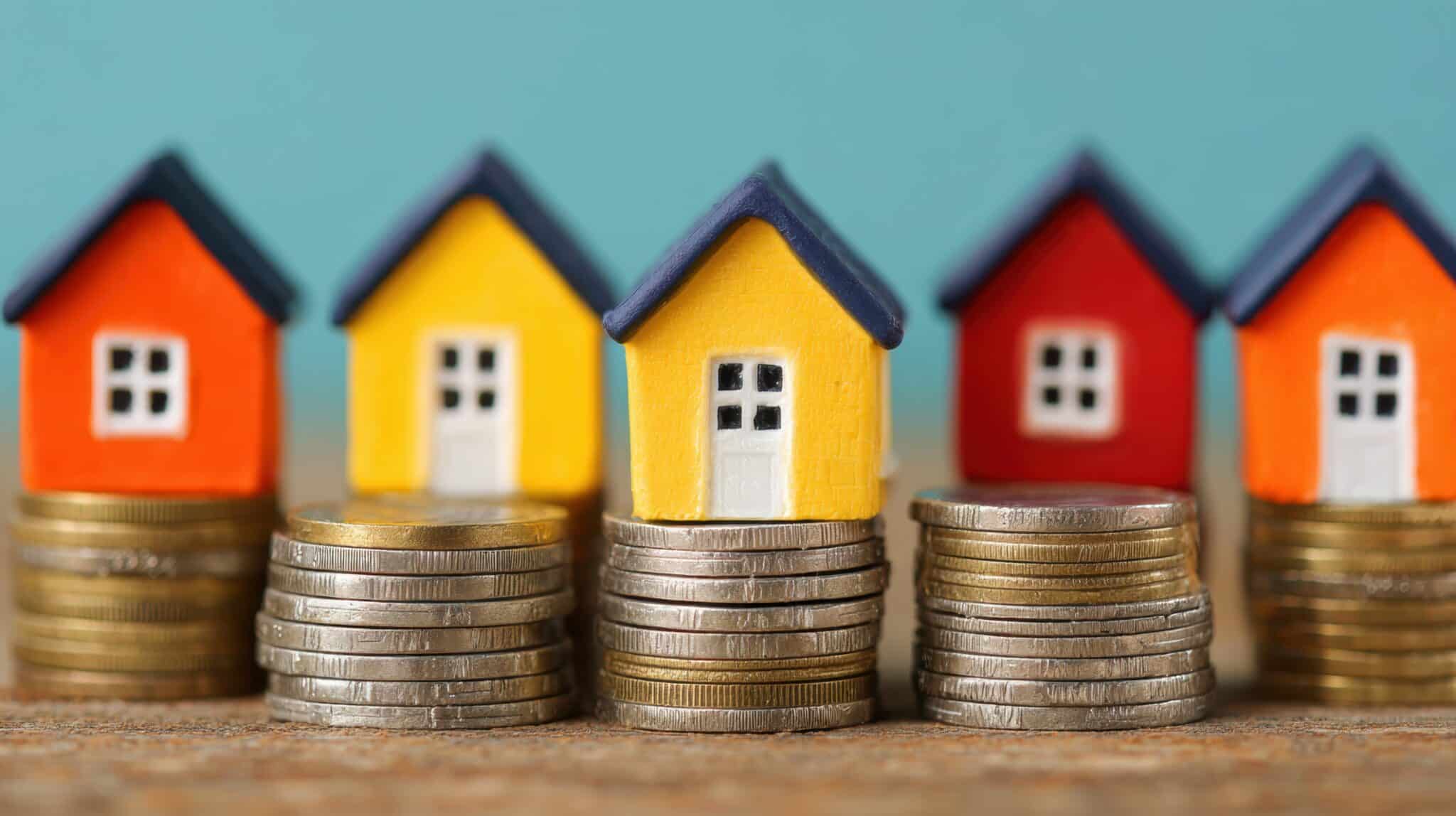 Gemeindehaushalt Bild mit Häusern und Geld